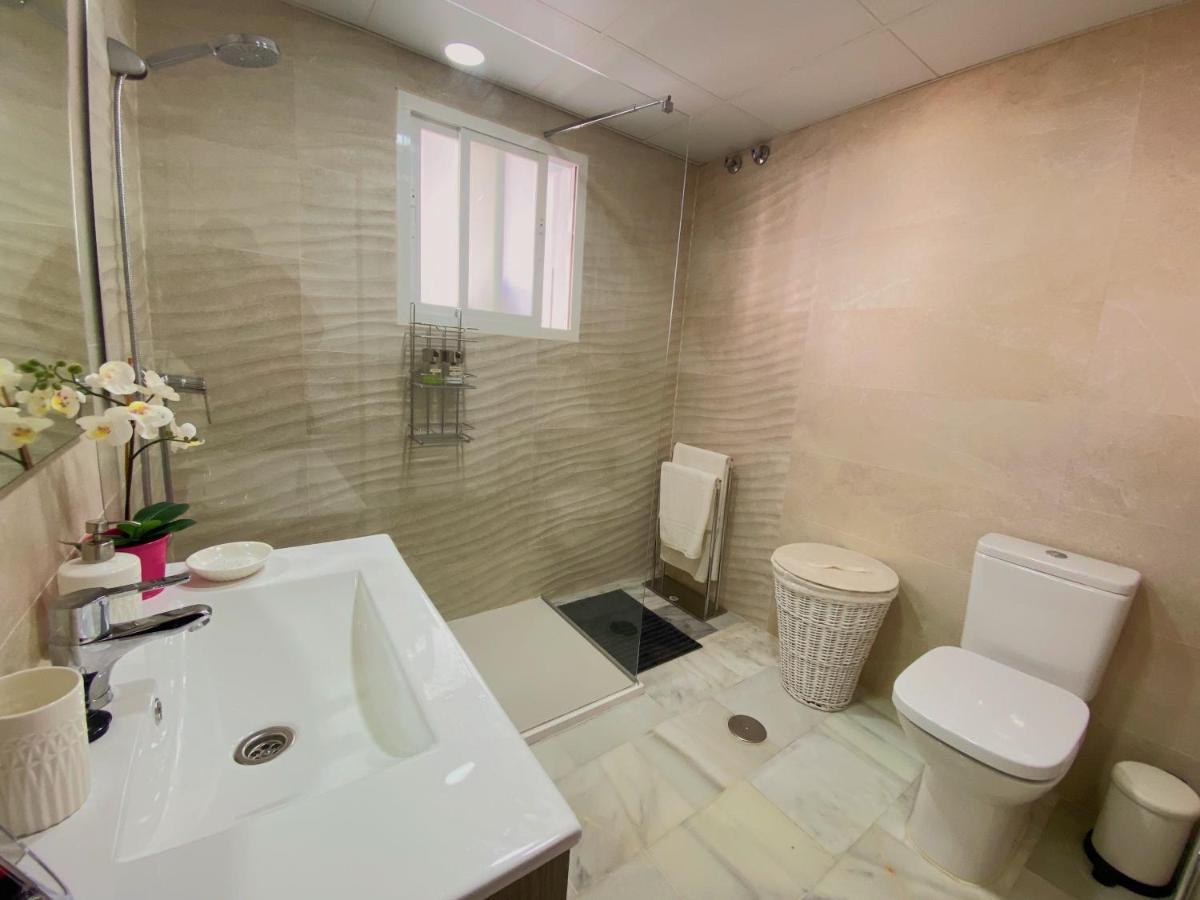 Alojamiento En La Carihuela-Costa Del Sol Torremolinos Ngoại thất bức ảnh
