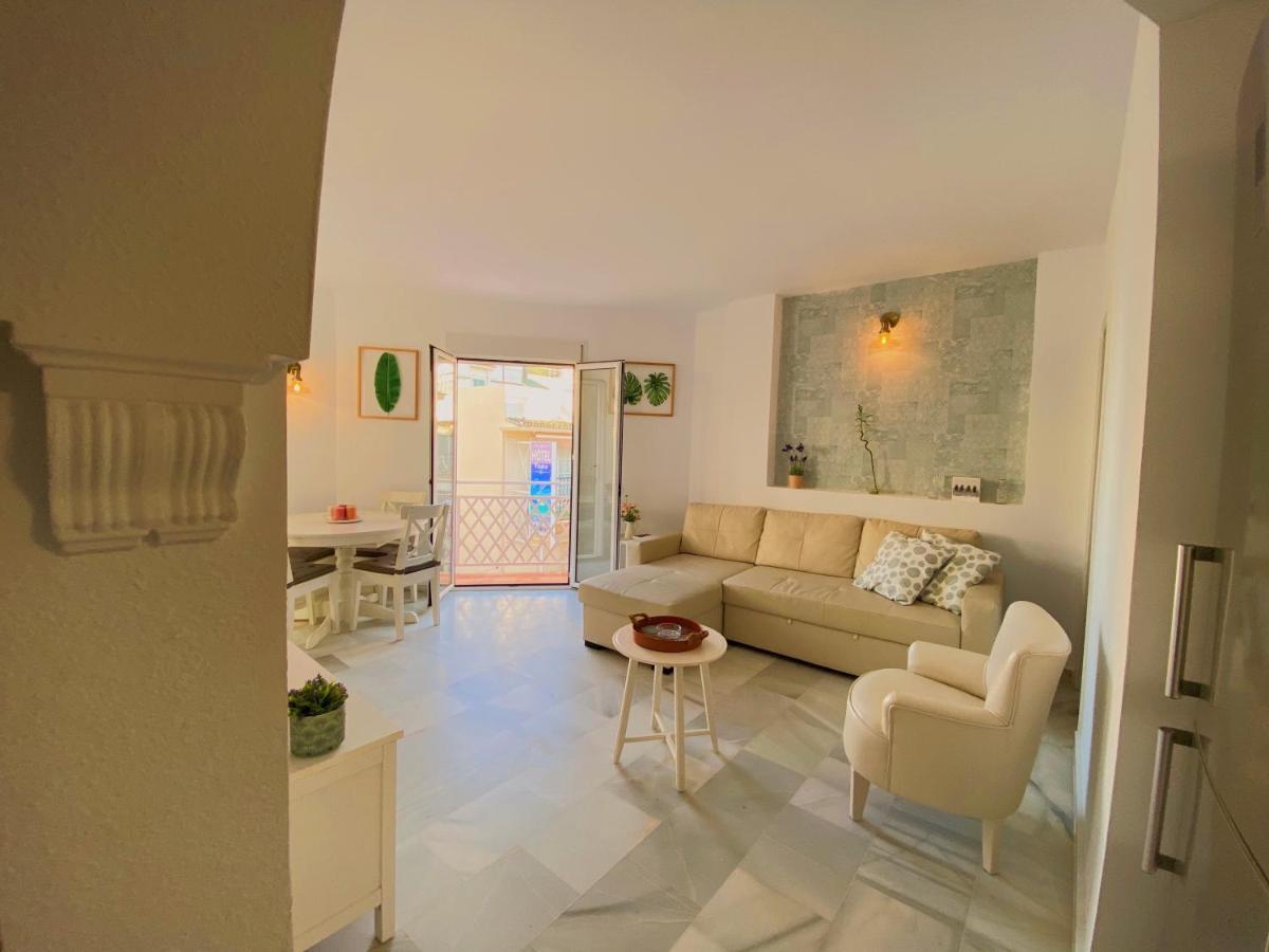 Alojamiento En La Carihuela-Costa Del Sol Torremolinos Ngoại thất bức ảnh